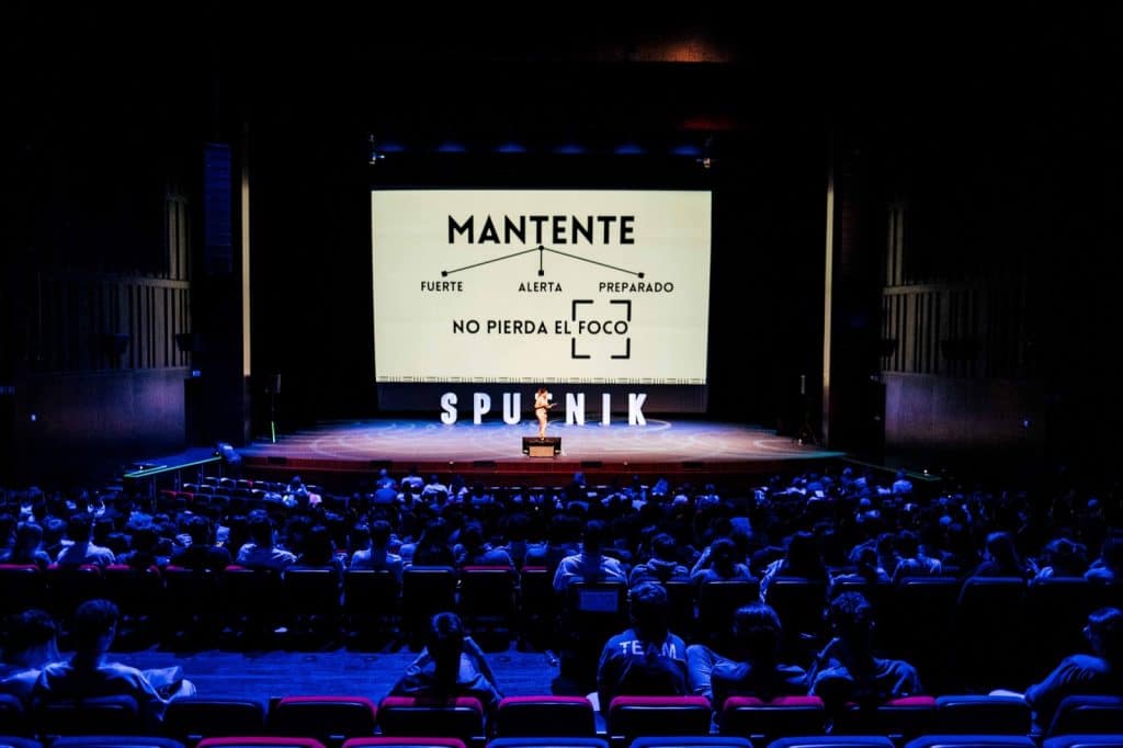 Imagen de la presentación de Katia en Sputnik